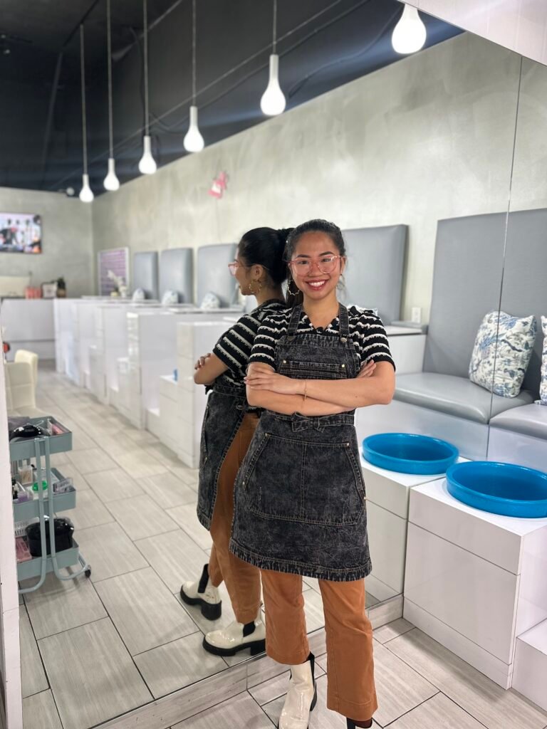 Best nail artist in Thousand Oaks